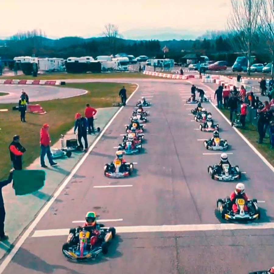 Salida karting para niños en Cabañas Raras