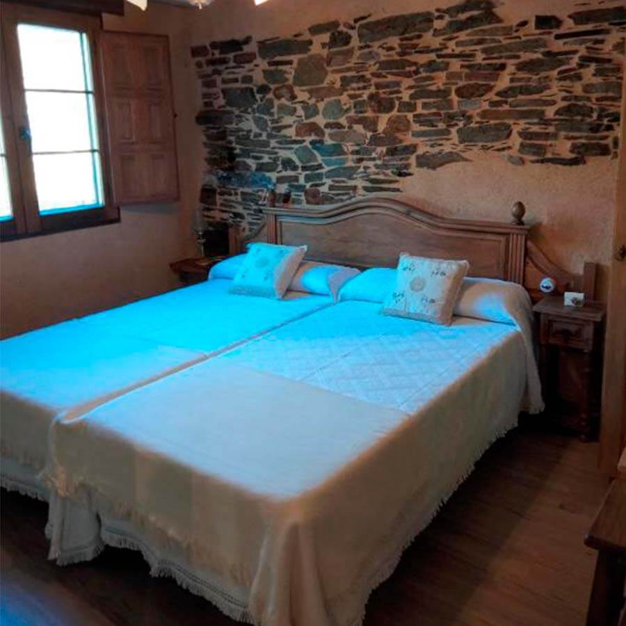 habitación doble casa rural pajariel II