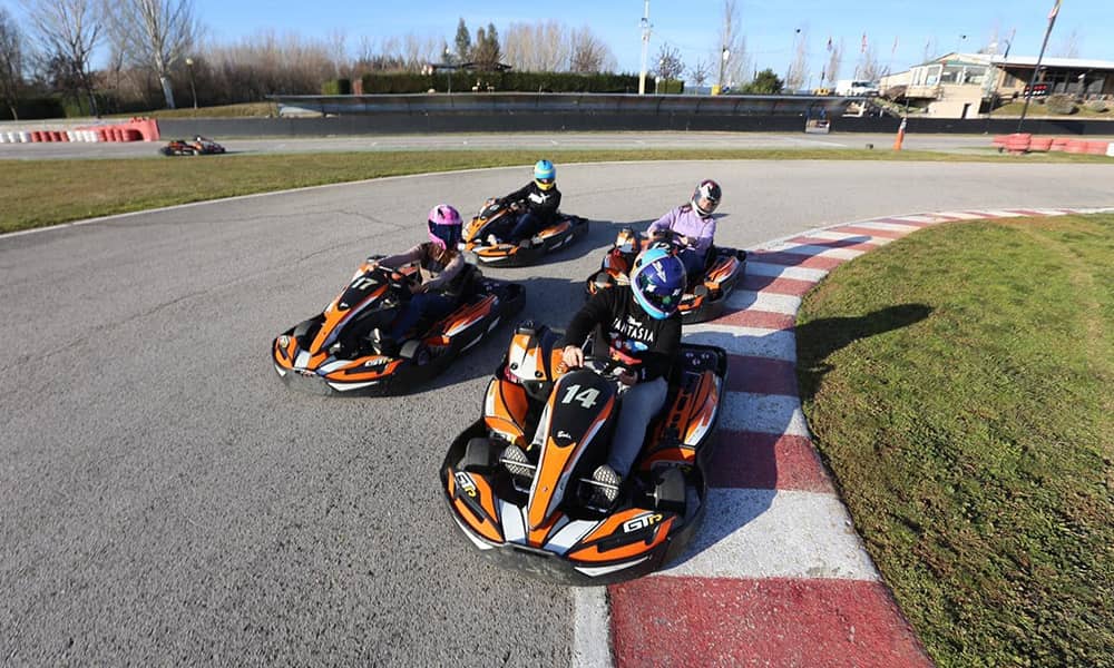 karting Cabañas Raras curva