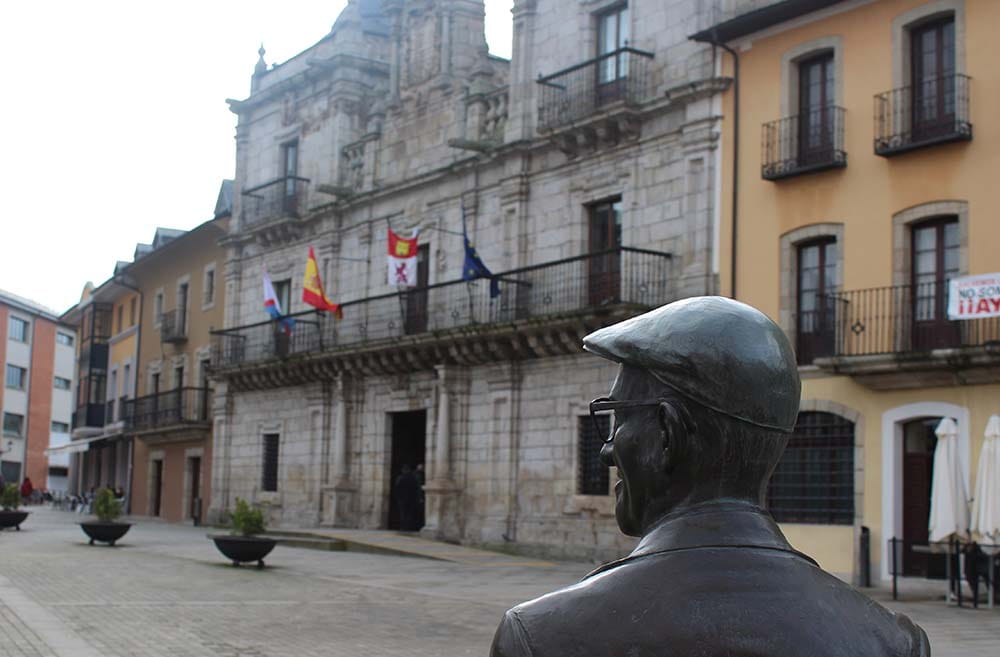 plaza del ayuntamiento de Ponferrada