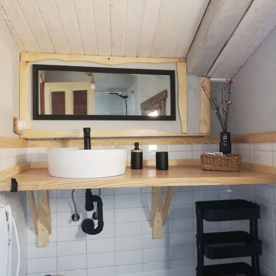 casa rural El Escondite lavabo