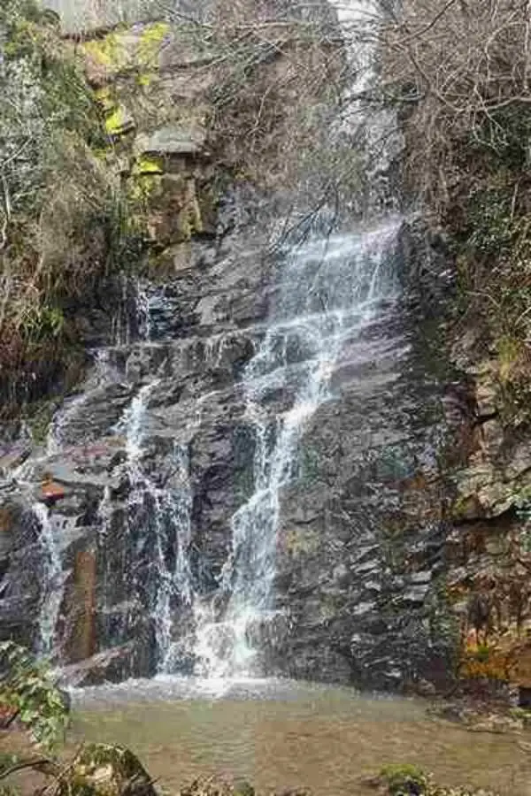 Cascada Peña del Cuervo en Vega de Espinareda