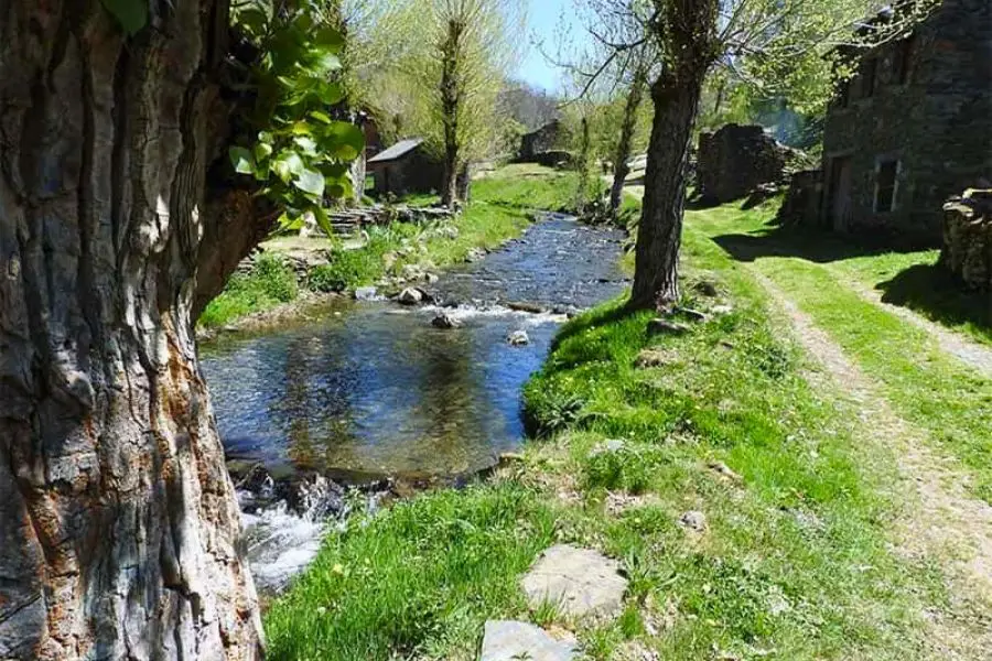 Primout pueblo deshabitado del Bierzo