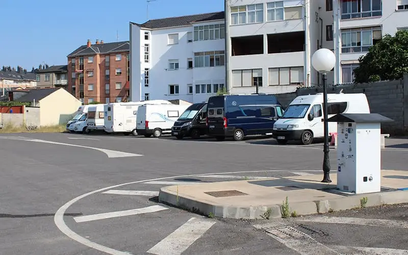 área de autocaravanas La Peregrina en Ponferrada