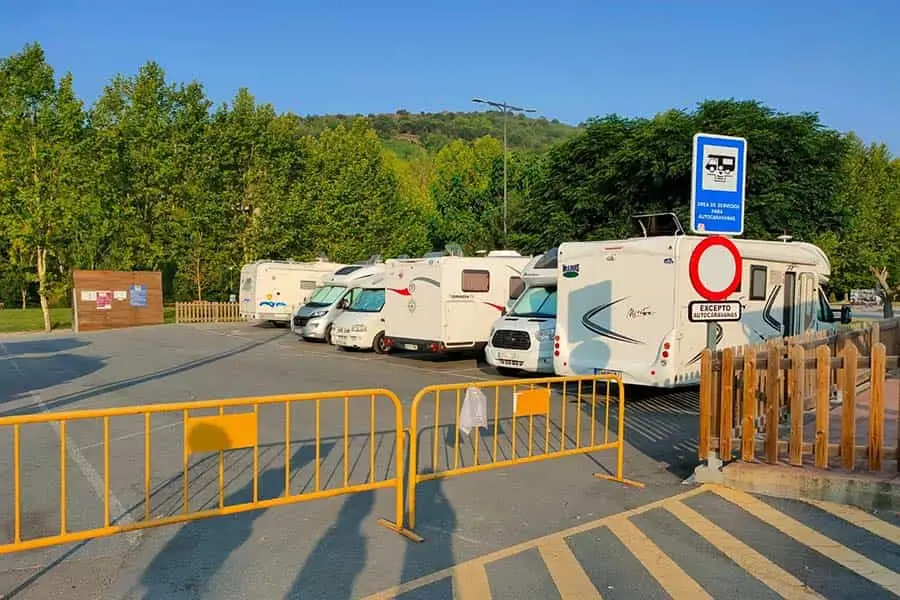dormir en furgoneta en el Bierzo cerca de playa fluvial
