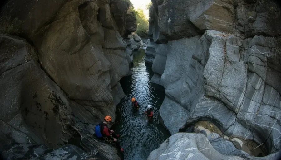 barranquismo en el Bierzo, descenso del barranco de Candis